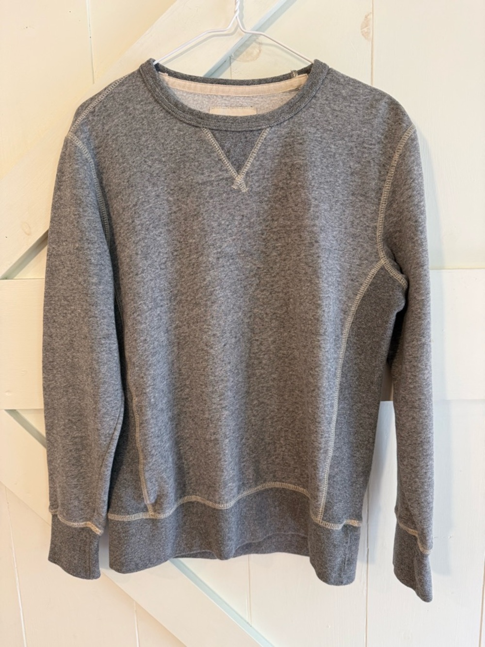 American Eagle Super Soft Gray Crewneck Sweatshirt XS Cozy Fleece Pullover